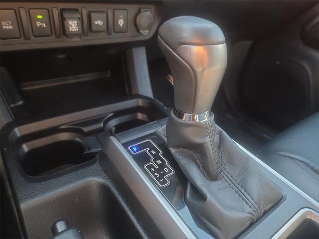 2023 Toyota Tacoma Limited V6