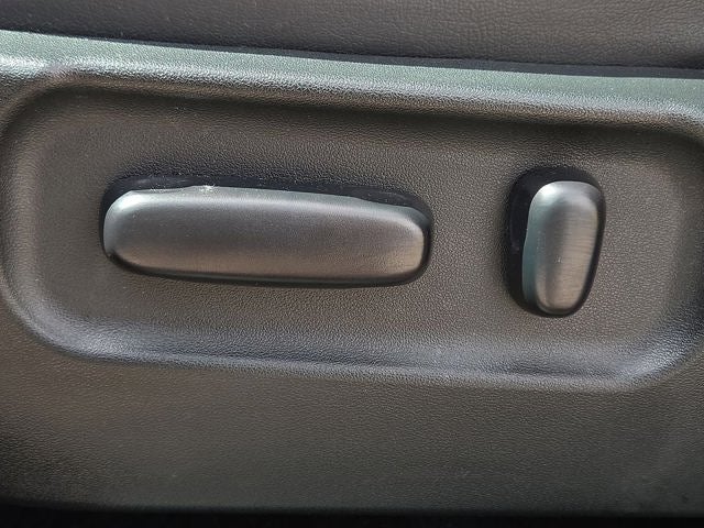 2023 Toyota Tacoma Limited V6