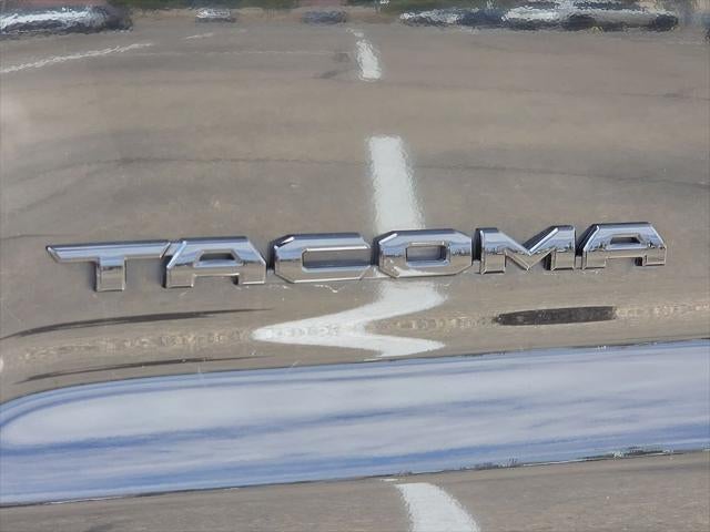 2023 Toyota Tacoma Limited V6