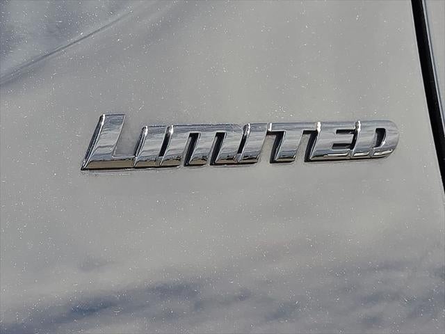 2023 Toyota Tacoma Limited V6
