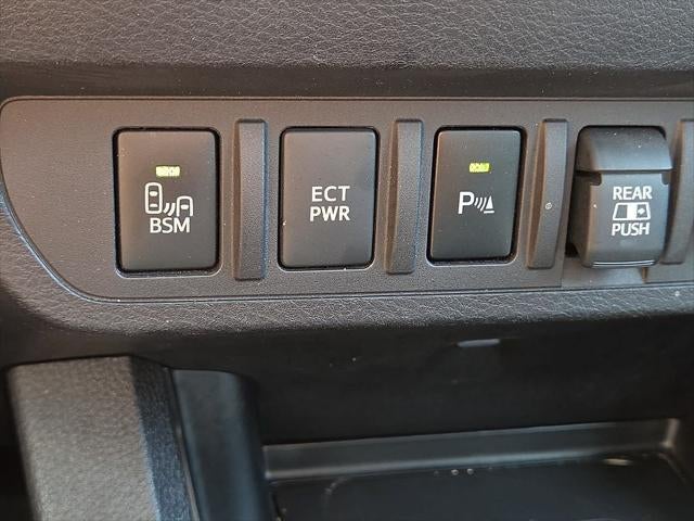 2023 Toyota Tacoma Limited V6