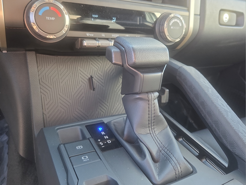 2025 Toyota Tacoma SR