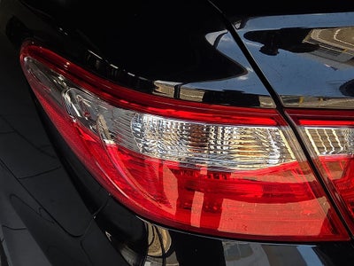 2017 Toyota Camry Hybrid XLE