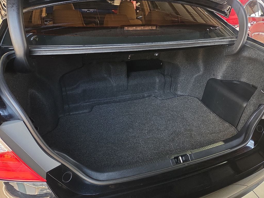 2017 Toyota Camry Hybrid XLE