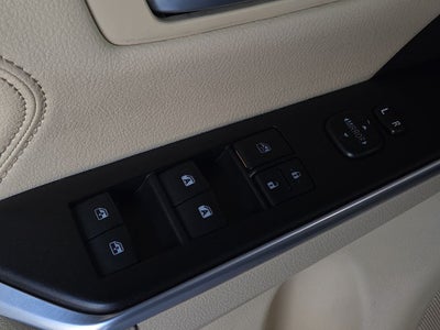 2017 Toyota Camry Hybrid XLE