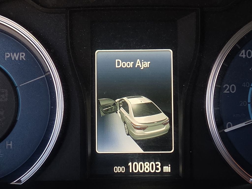 2017 Toyota Camry Hybrid XLE