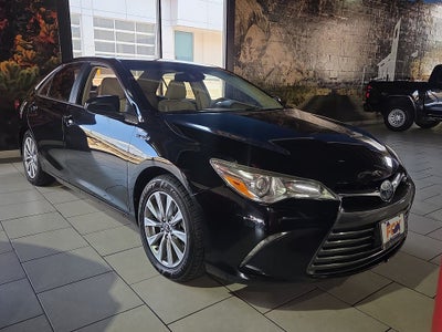 2017 Toyota Camry Hybrid XLE