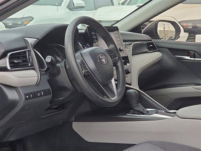 2022 Toyota Camry LE