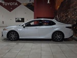 2022 Toyota Camry Hybrid XLE
