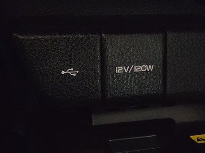 2022 Toyota Camry Hybrid XLE