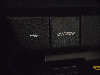 2022 Toyota Camry Hybrid XLE