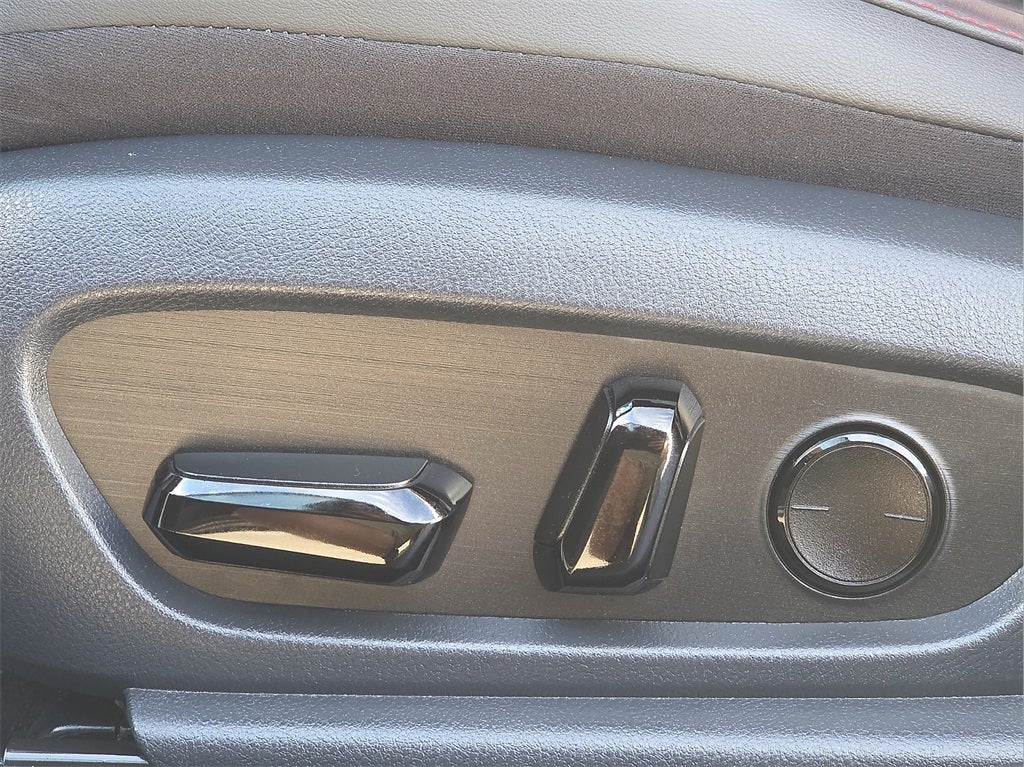 2024 Lexus ES 300h F SPORT Handling