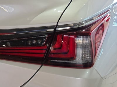 2025 Lexus ES 350