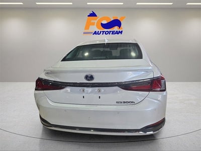 2021 Lexus ES 300h Ultra Luxury