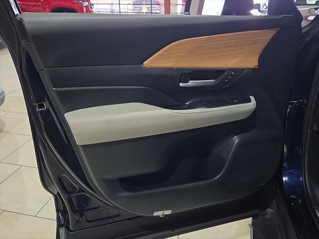 2025 Toyota Grand Highlander Platinum