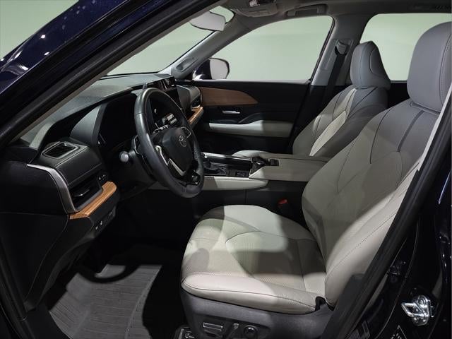 2025 Toyota Grand Highlander Platinum
