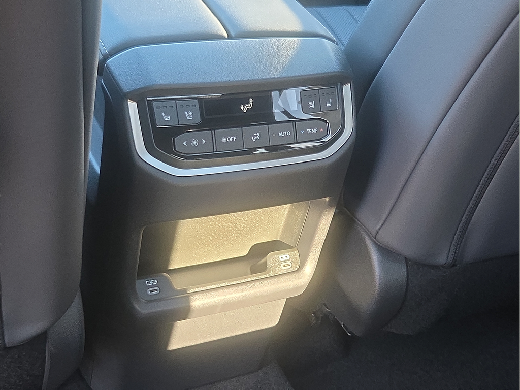 2026 Lexus TX 350 F SPORT Handling