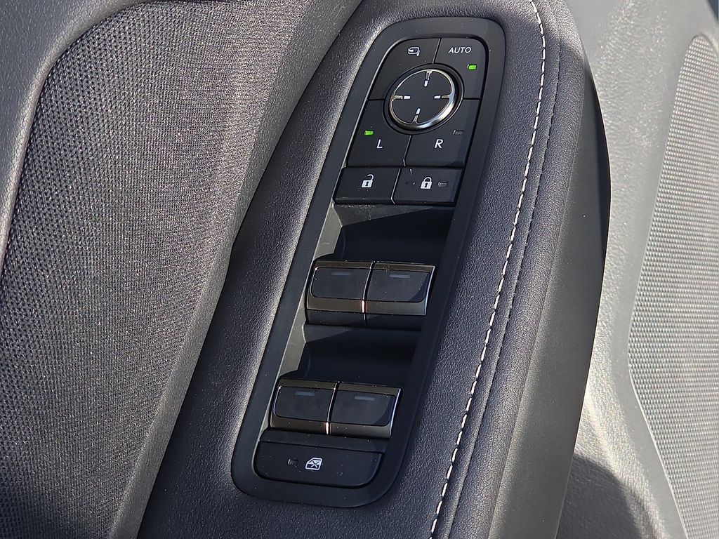 2026 Lexus TX 350 F SPORT Handling