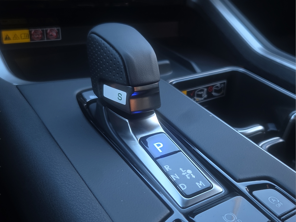 2026 Lexus TX 350 F SPORT Handling