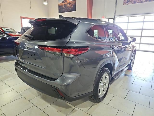 2022 Toyota Highlander L