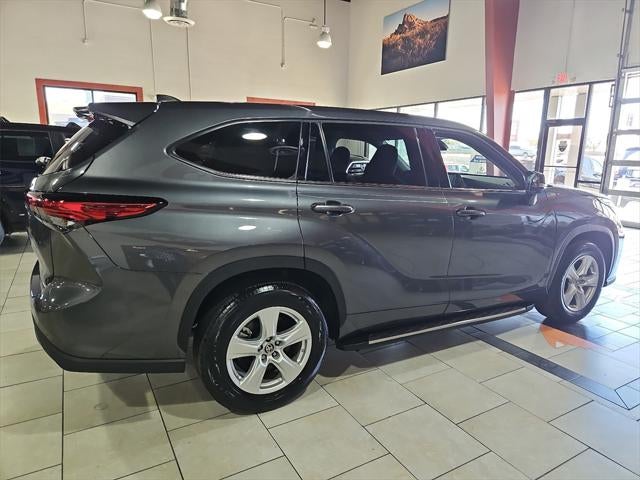 2022 Toyota Highlander L