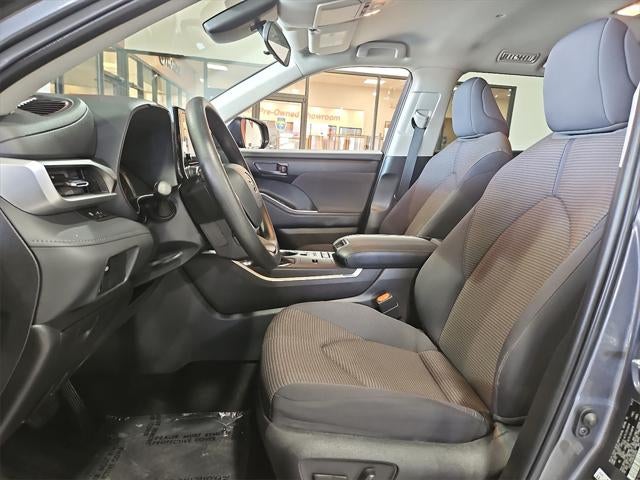 2022 Toyota Highlander L