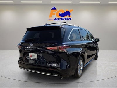 2023 Toyota Sienna Platinum 7 Passenger