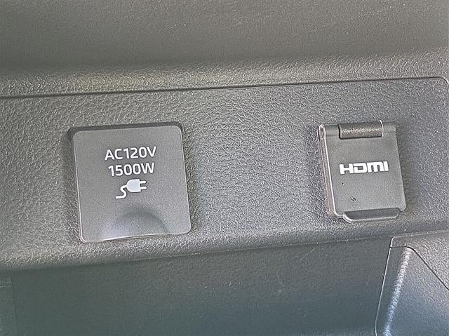 2023 Toyota Sienna Platinum 7 Passenger