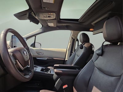 2023 Toyota Sienna Platinum 7 Passenger