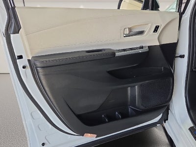 2025 Toyota Sienna Platinum 7 Passenger