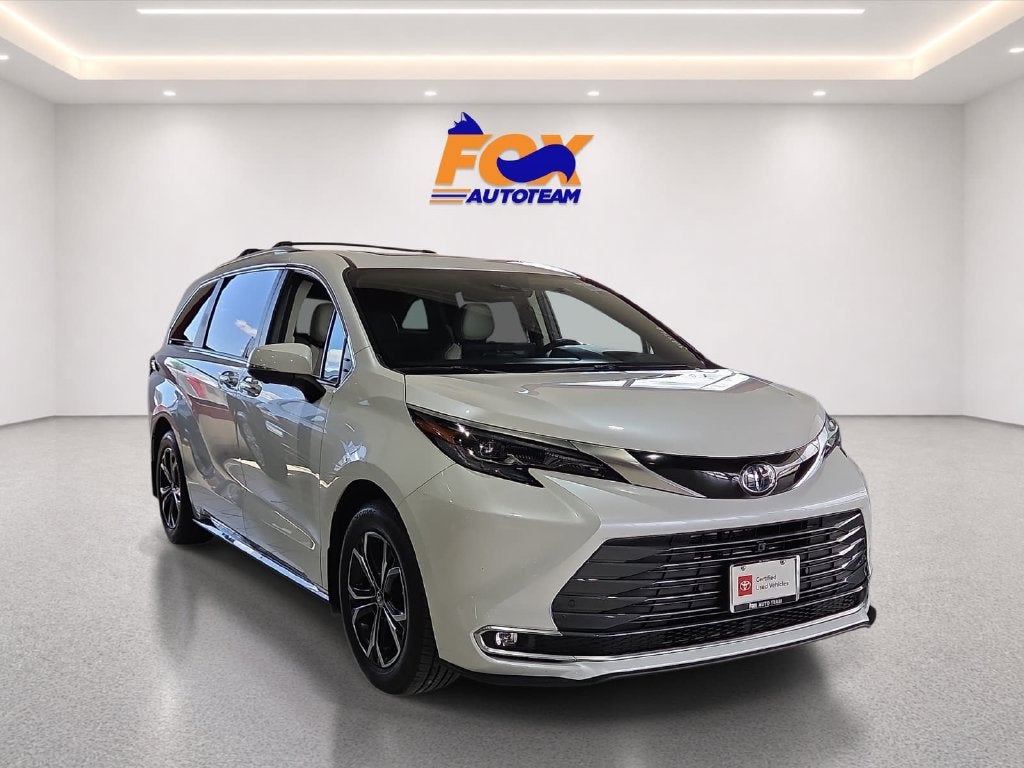 2025 Toyota Sienna Platinum 7 Passenger