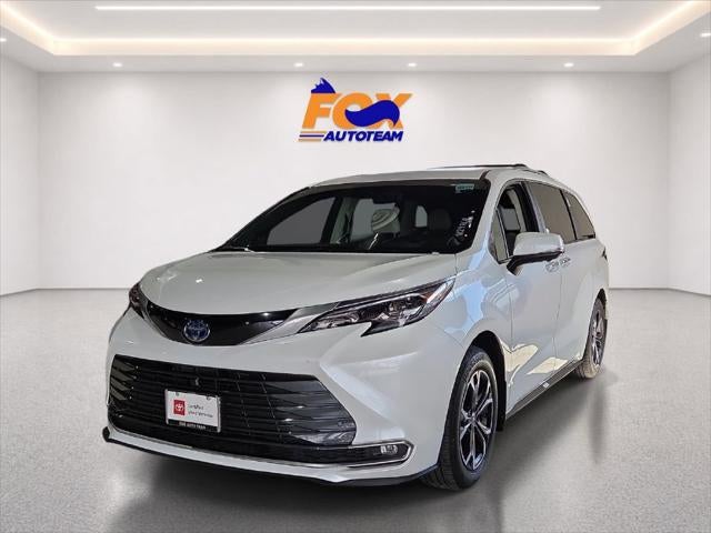 2025 Toyota Sienna Platinum 7 Passenger