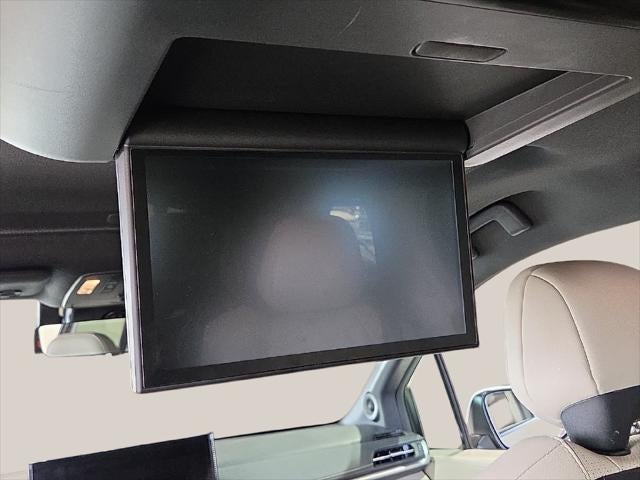 2025 Toyota Sienna Platinum 7 Passenger