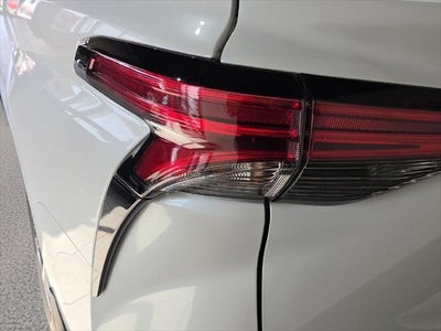 2025 Toyota Sienna Platinum 7 Passenger