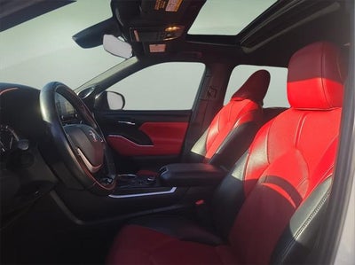 2022 Toyota Highlander XSE