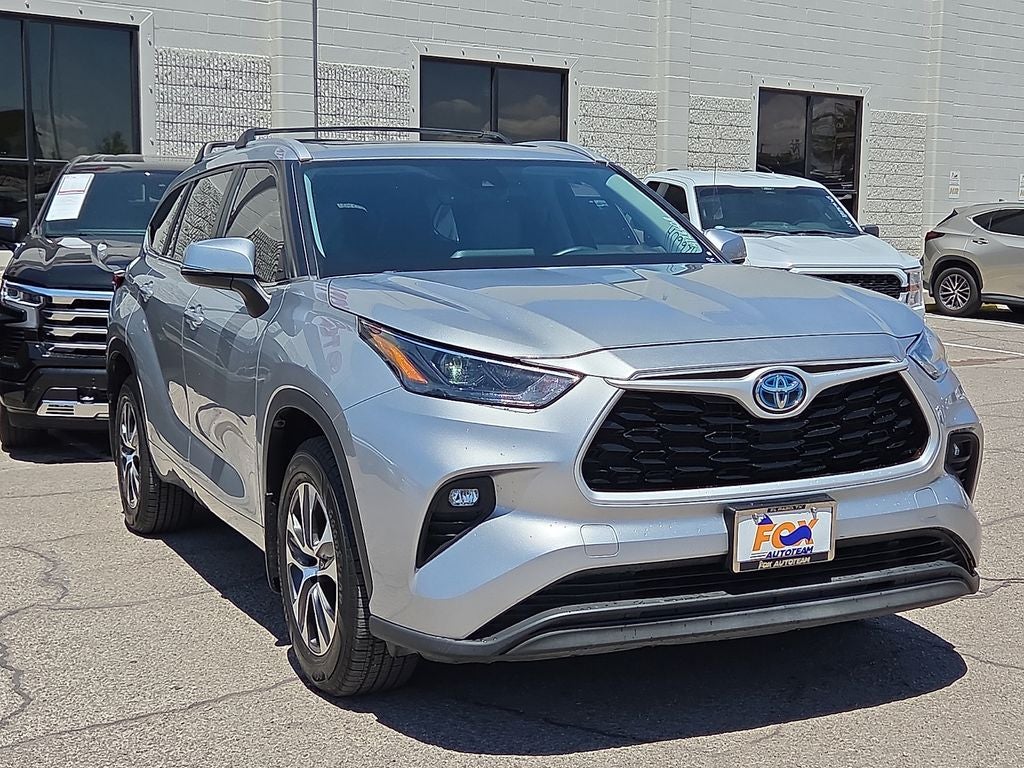 2023 Toyota Highlander Hybrid XLE