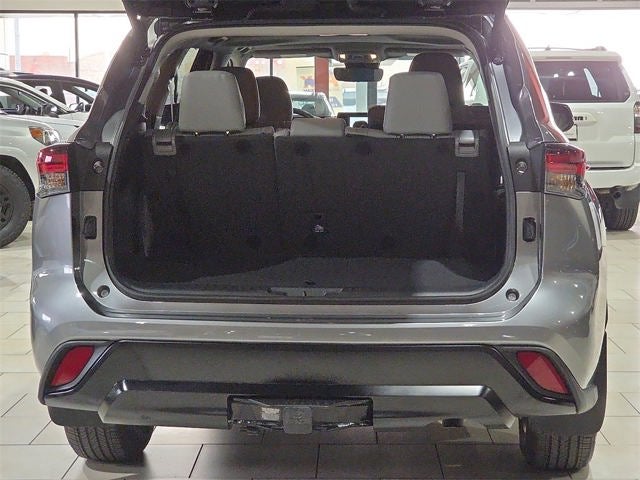 2025 Toyota Highlander Hybrid XLE