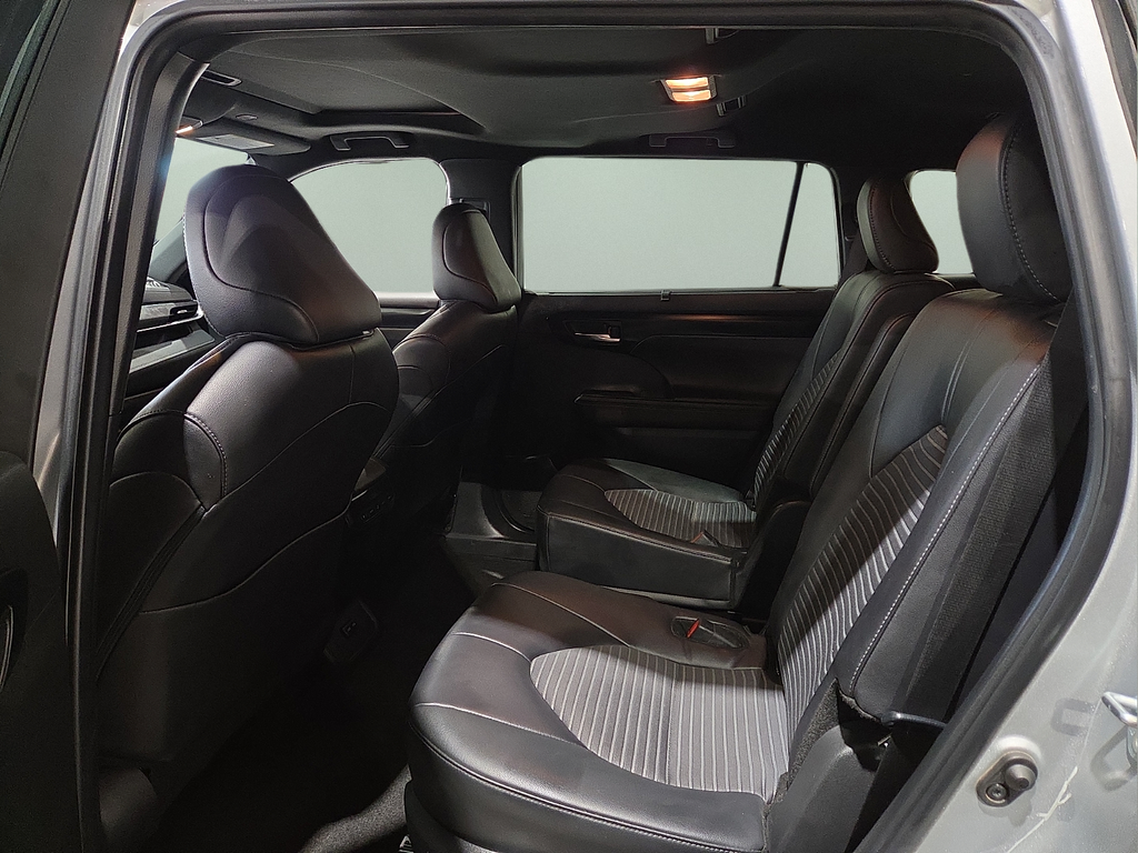 2024 Toyota Highlander XSE