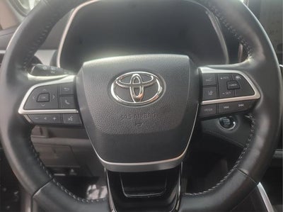 2023 Toyota Highlander Platinum