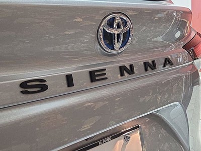 2023 Toyota Sienna XLE
