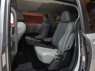 2023 Toyota Sienna XLE