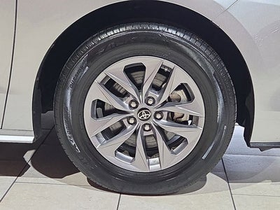 2023 Toyota Sienna XLE