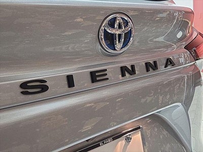 2023 Toyota Sienna XLE