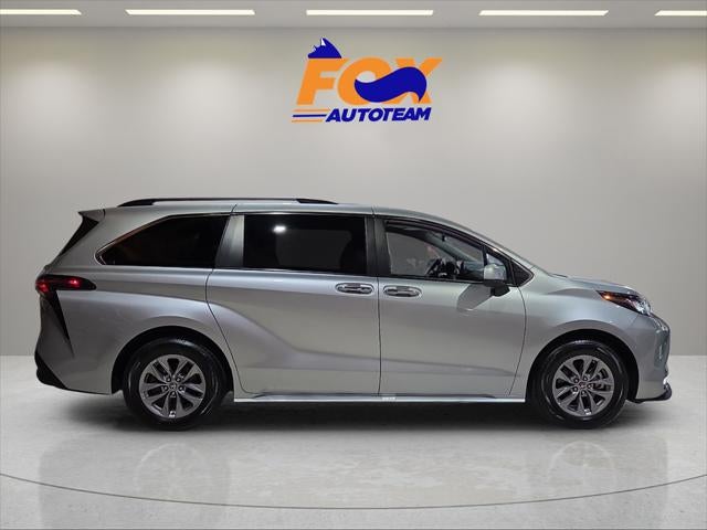2023 Toyota Sienna XLE