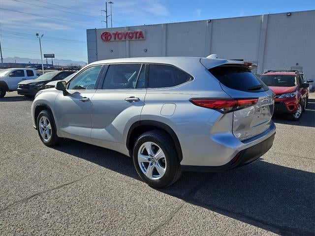 2020 Toyota Highlander LE