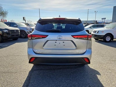 2020 Toyota Highlander LE