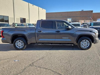 2022 Toyota Tundra SR5