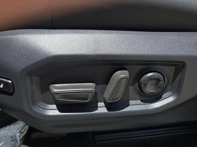 2025 Toyota Tundra Hybrid Platinum