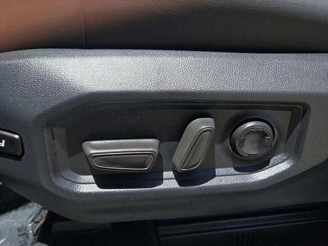 2025 Toyota Tundra Hybrid Platinum