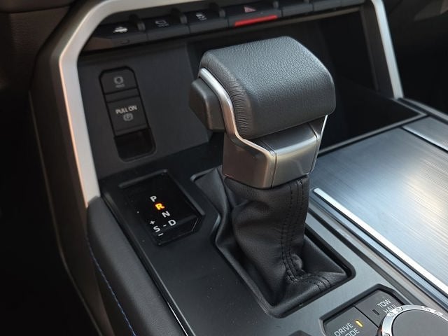 2025 Toyota Tundra Hybrid Platinum